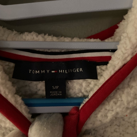 Like New! In Excellent Condition!! Tommy Hilfiger Hooded  Fleece Jacket - Picture 8 of 8